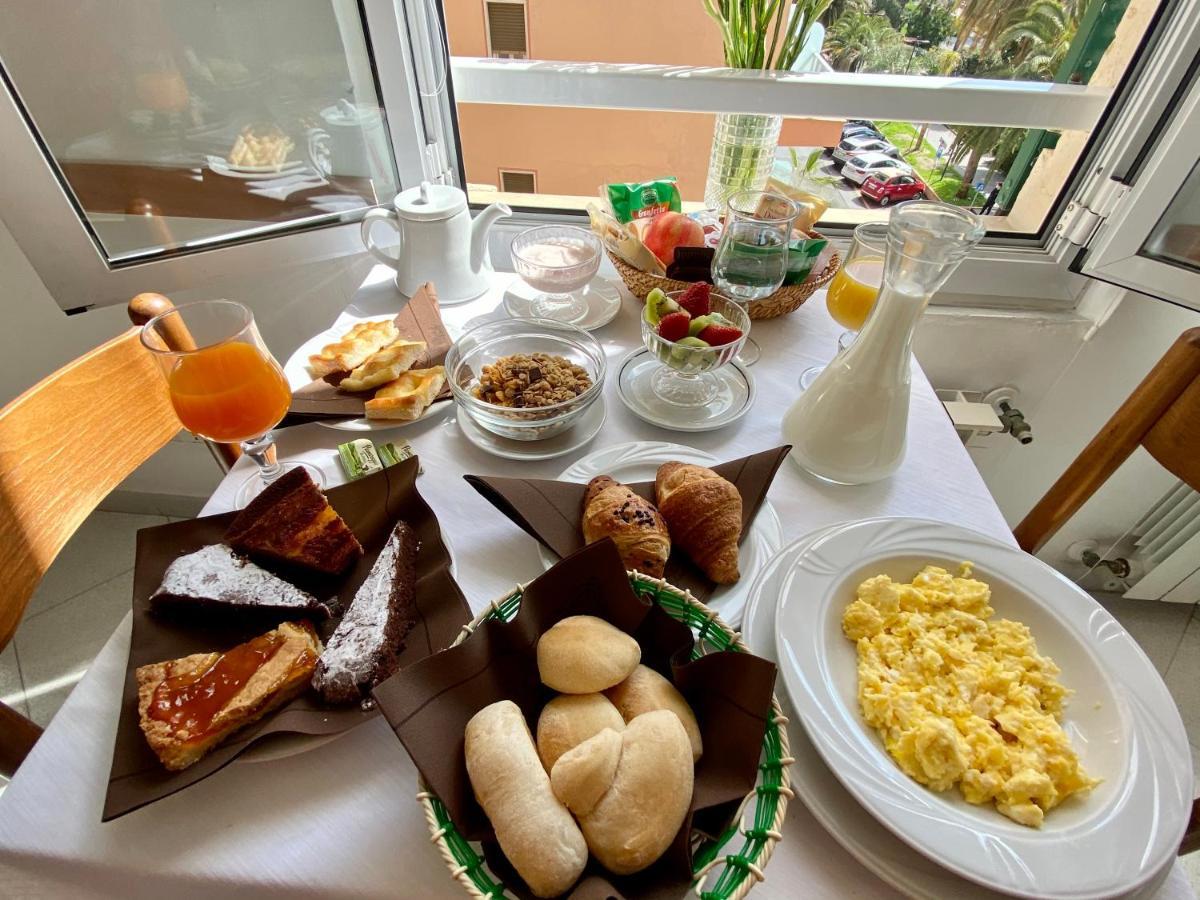 Hotel Alba Chiara 菲纳莱利古雷 外观 照片